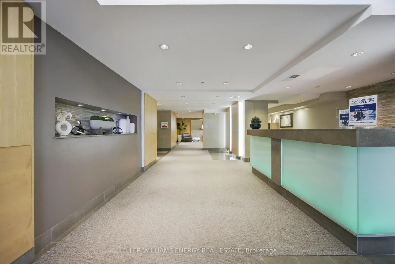 1307 - 220 VICTORIA STREET, #1307