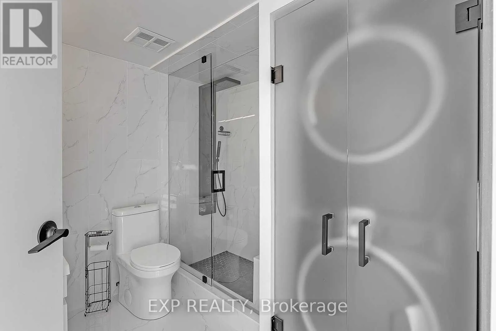 1111 - 50 EAST LIBERTY STREET