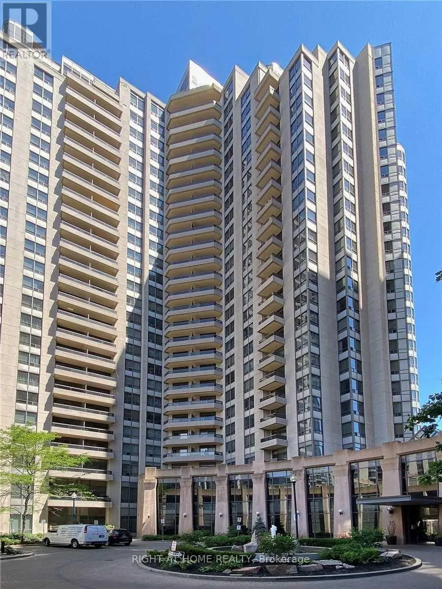 715 - 15 NORTHTOWN WAY
