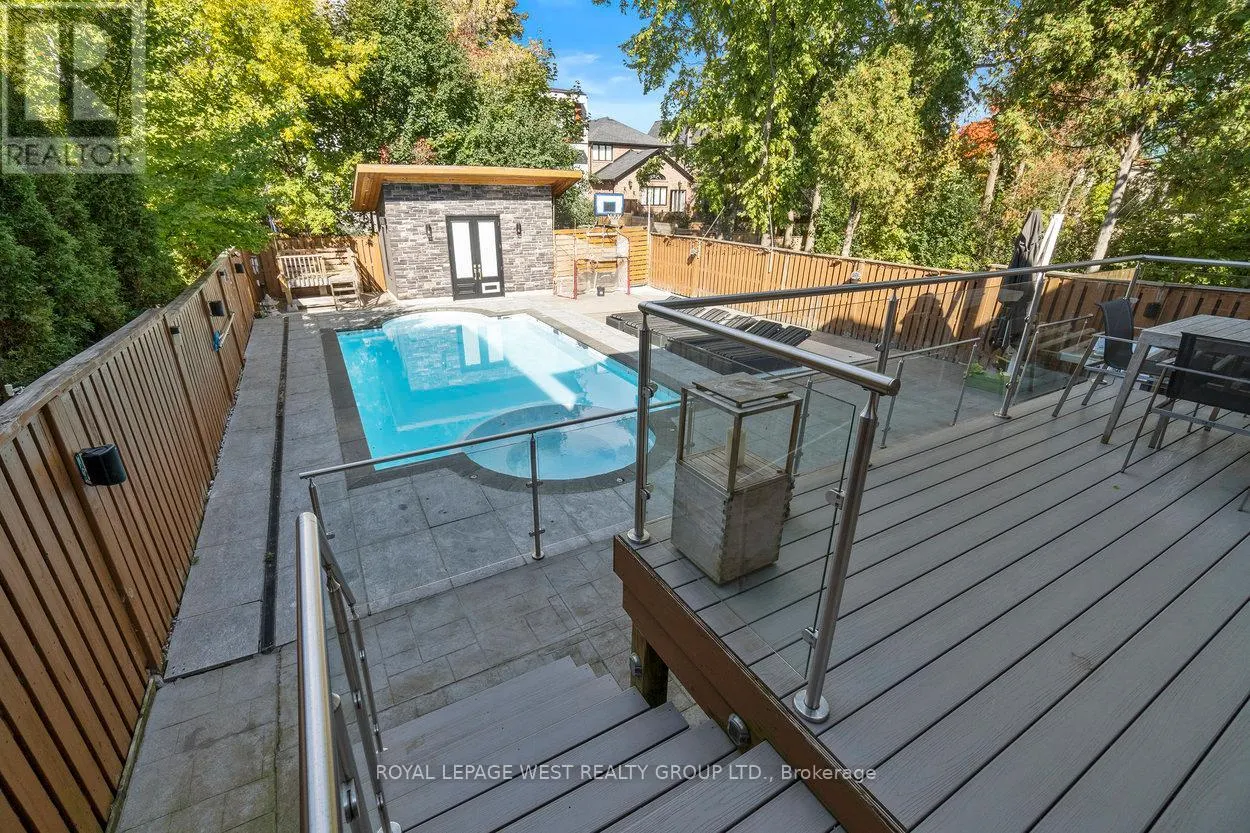 218 CAMERON AVENUE