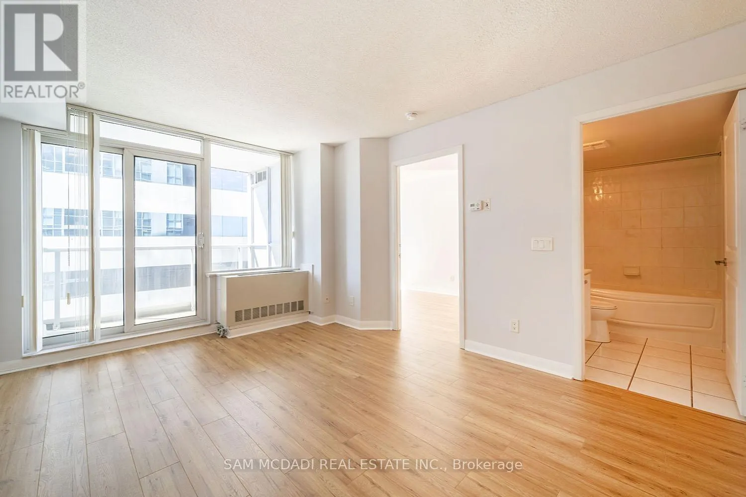 2512 - 4968 YONGE STREET