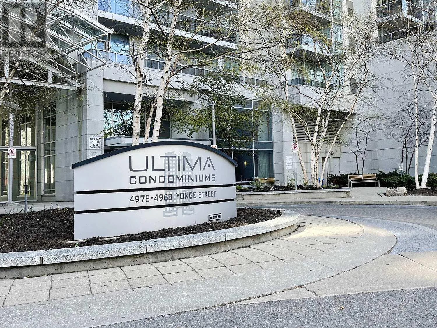 2512 - 4968 YONGE STREET