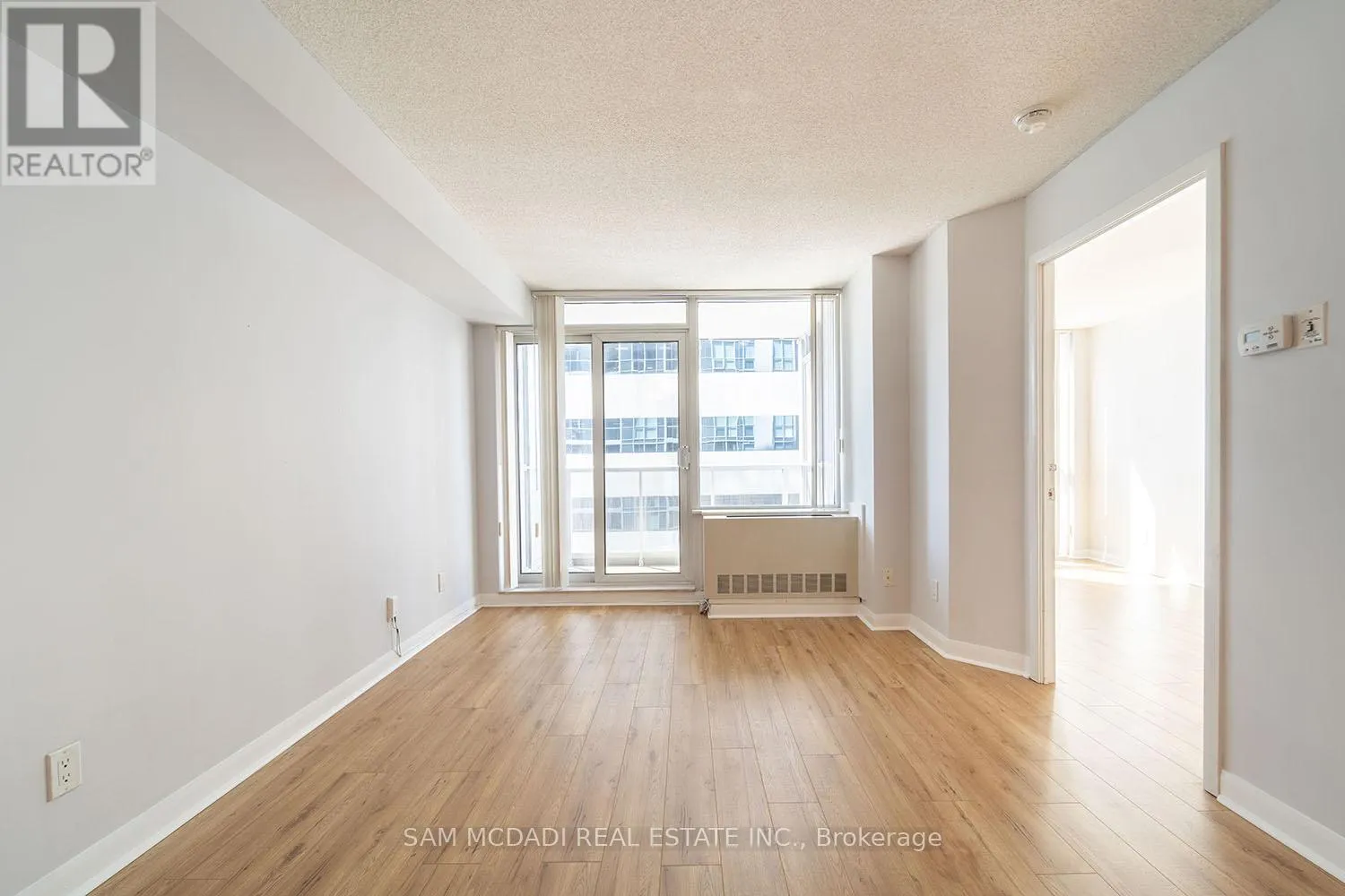 2512 - 4968 YONGE STREET