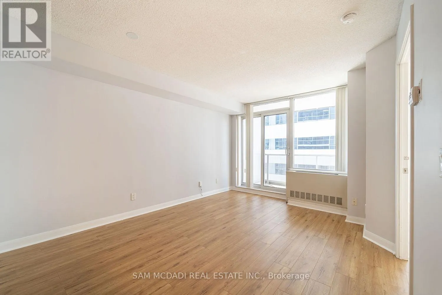 2512 - 4968 YONGE STREET