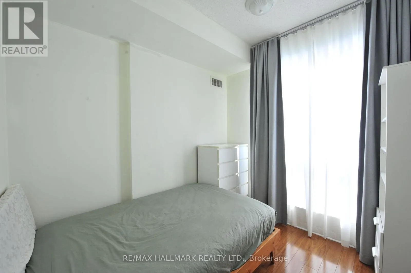 UPH02 - 7 LORRAINE DRIVE