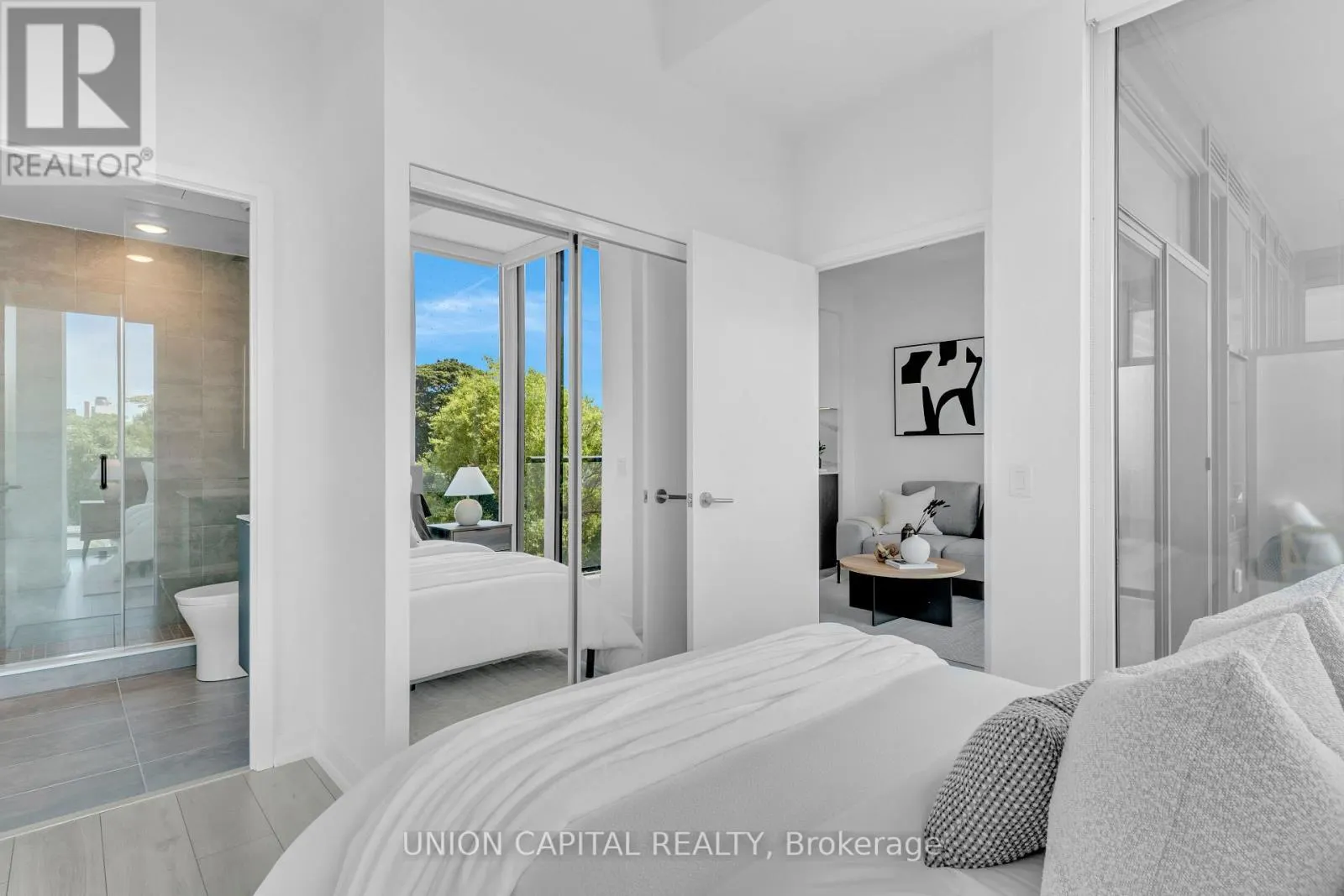 308 - 500 DUPONT STREET