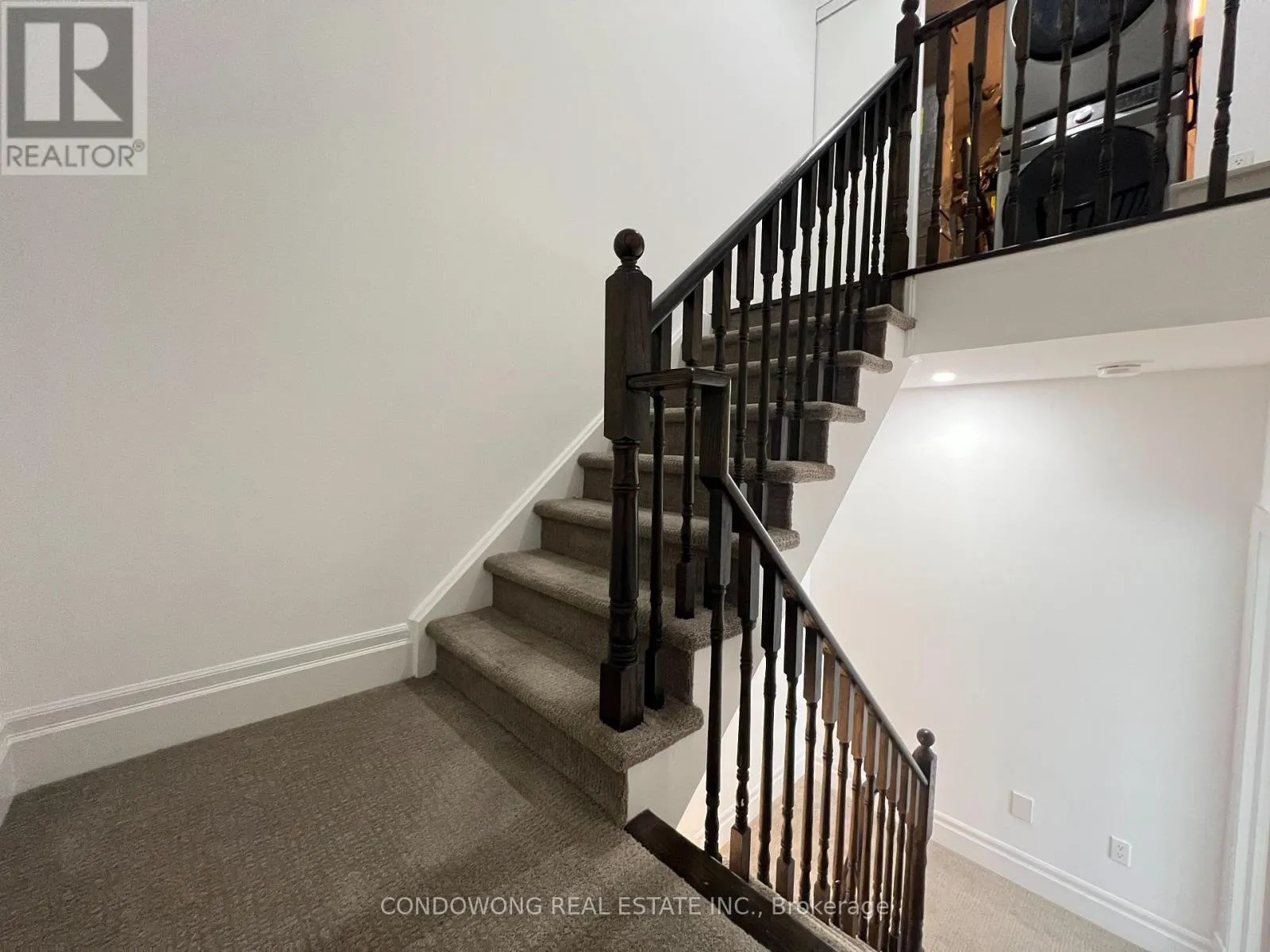 612 - 53 YORK MILLS ROAD