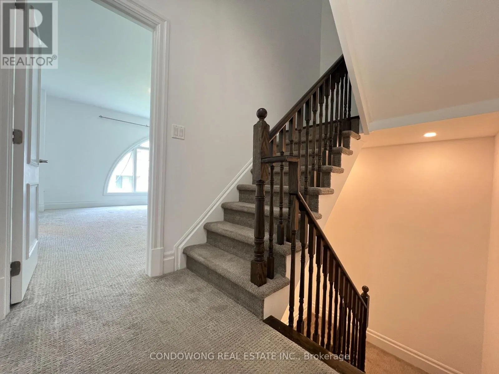 612 - 53 YORK MILLS ROAD