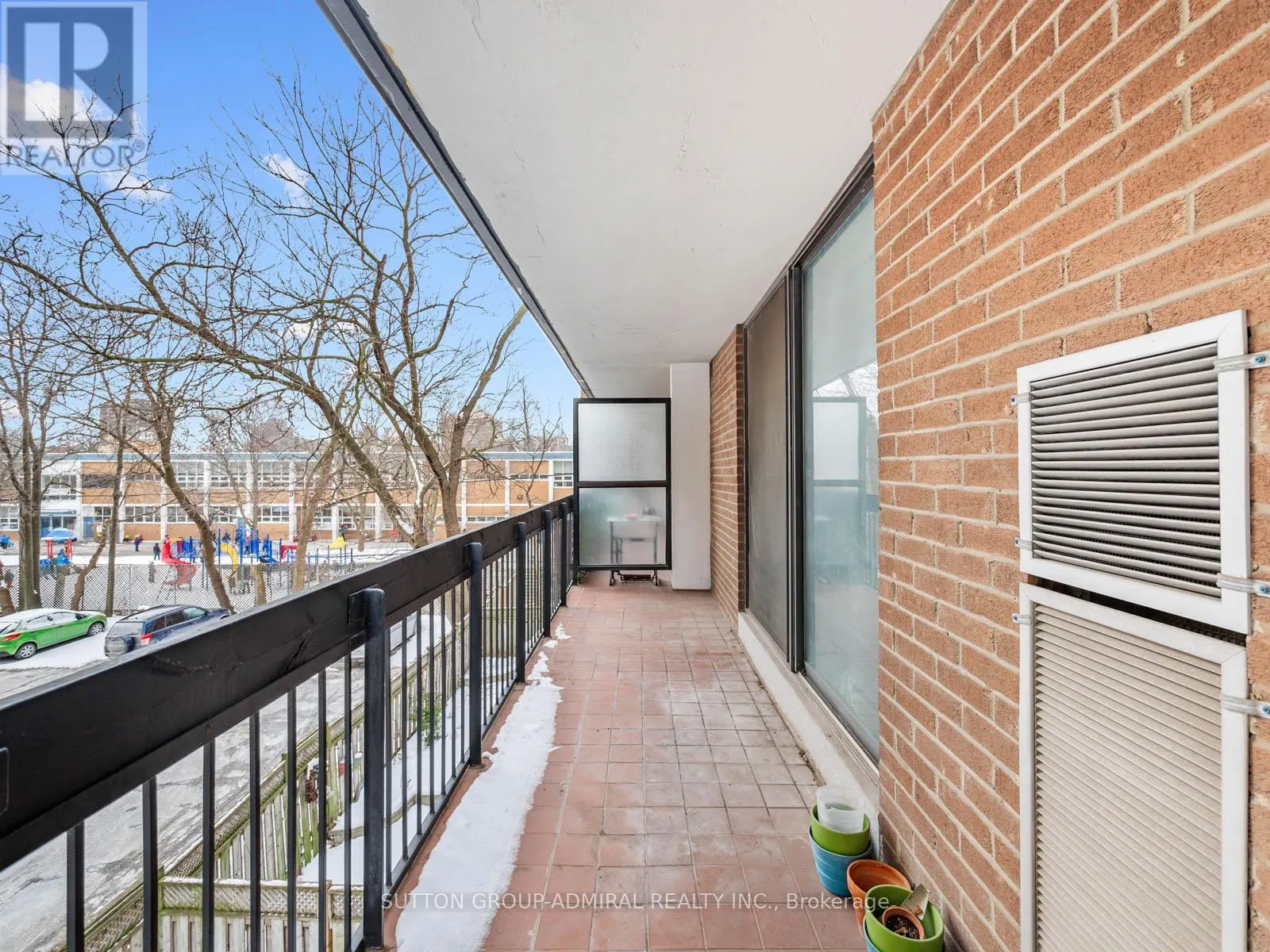 302 - 212 ST GEORGE STREET