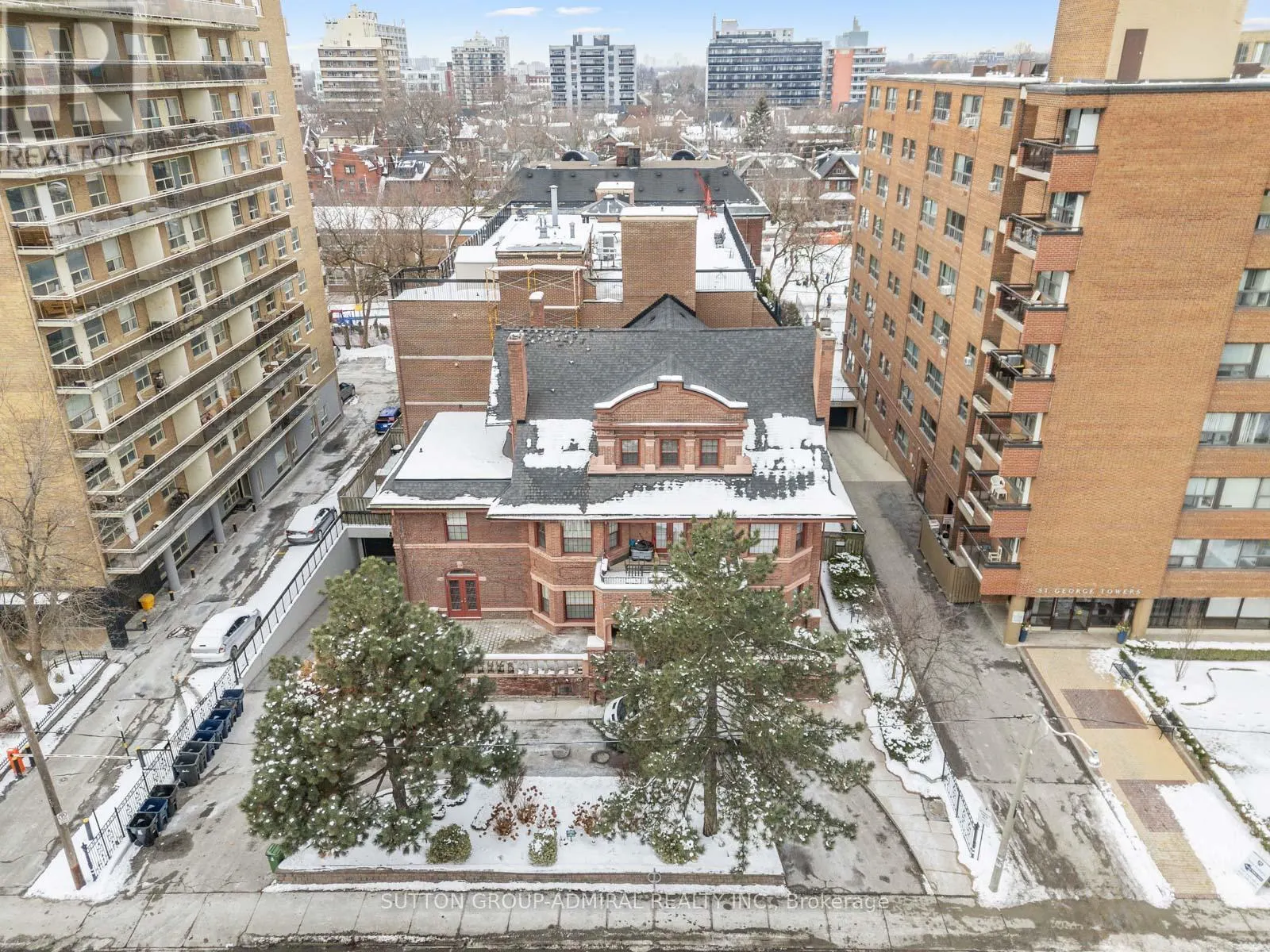 302 - 212 ST GEORGE STREET
