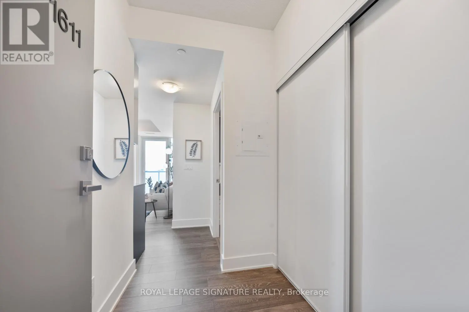 1611 - 188 FAIRVIEW MALL DRIVE E