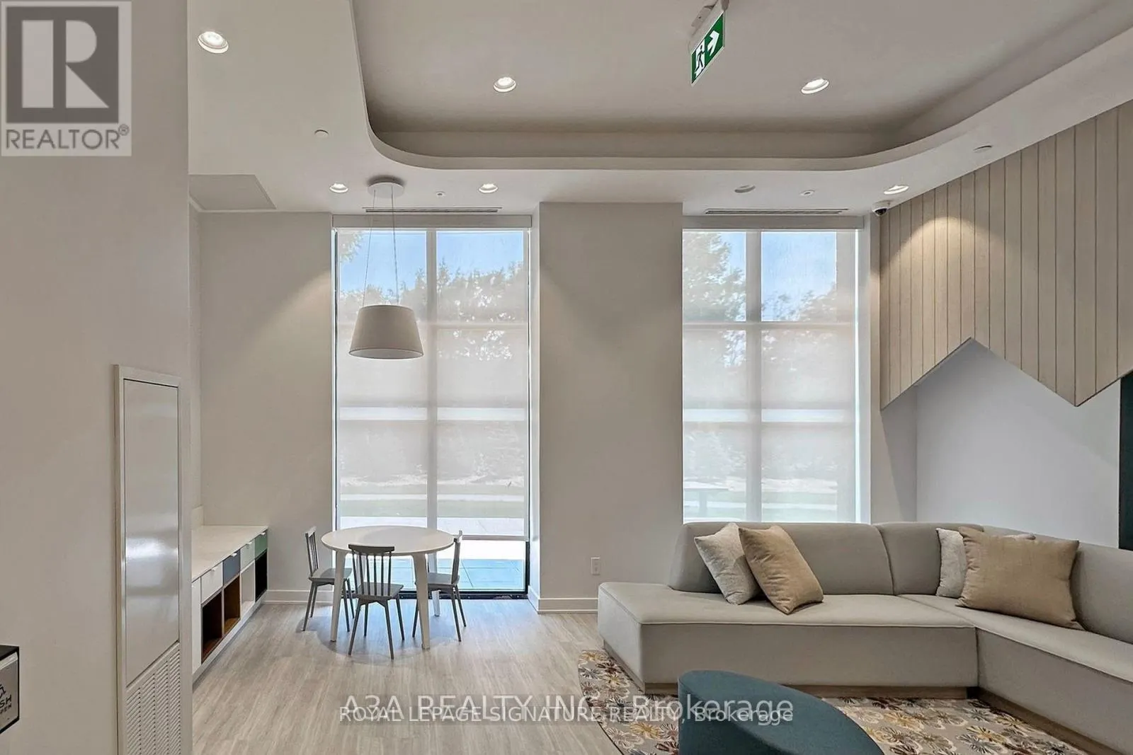 1611 - 188 FAIRVIEW MALL DRIVE E