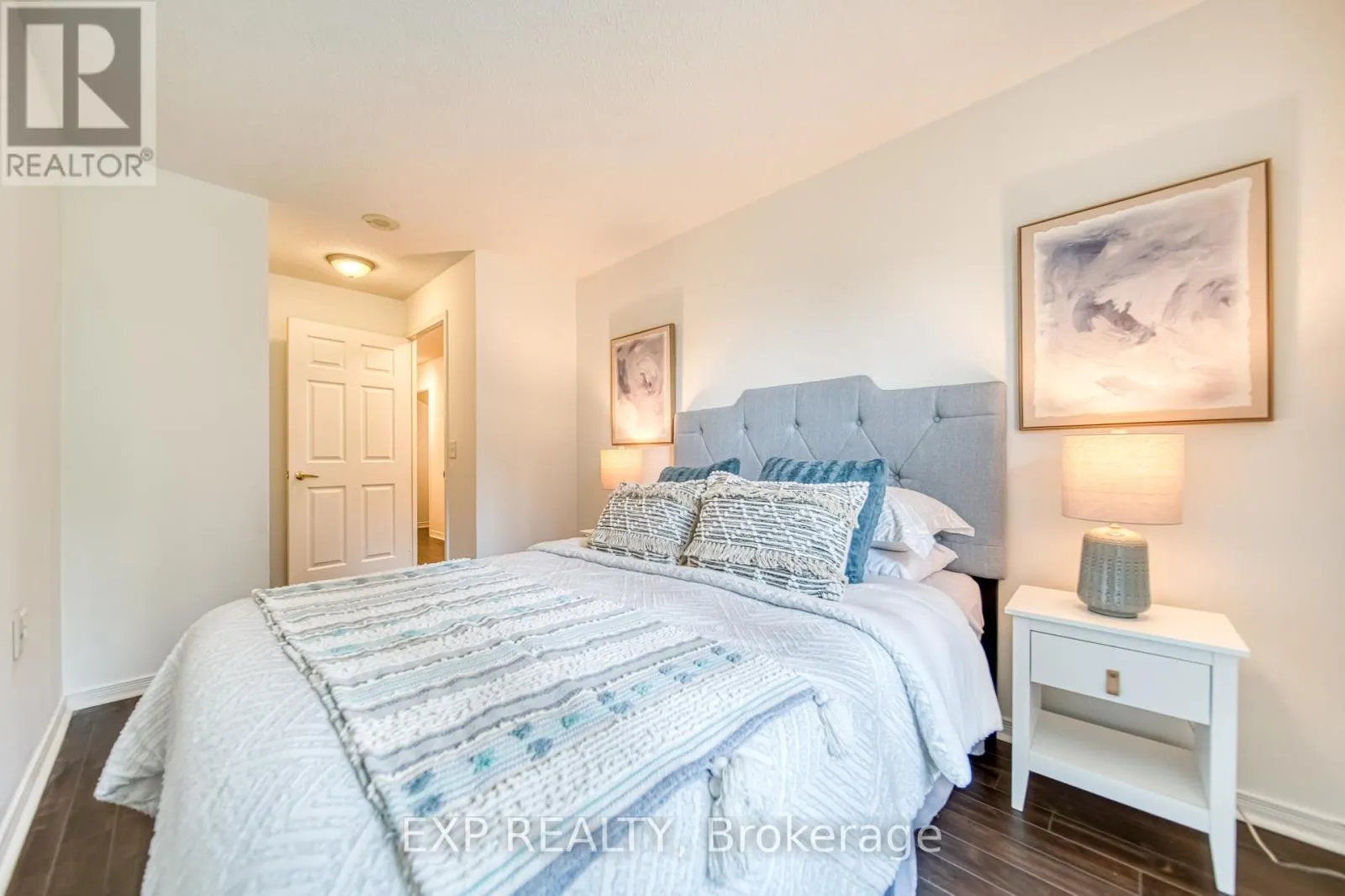 205 - 28 OLIVE AVENUE
