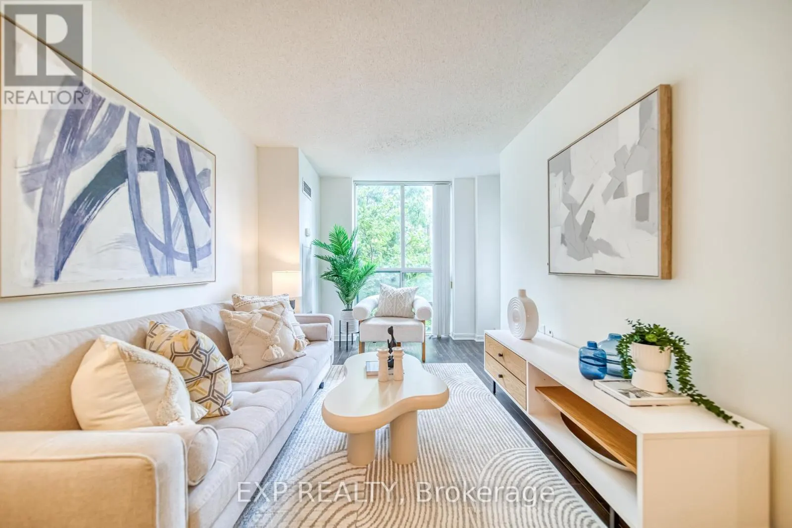 205 - 28 OLIVE AVENUE