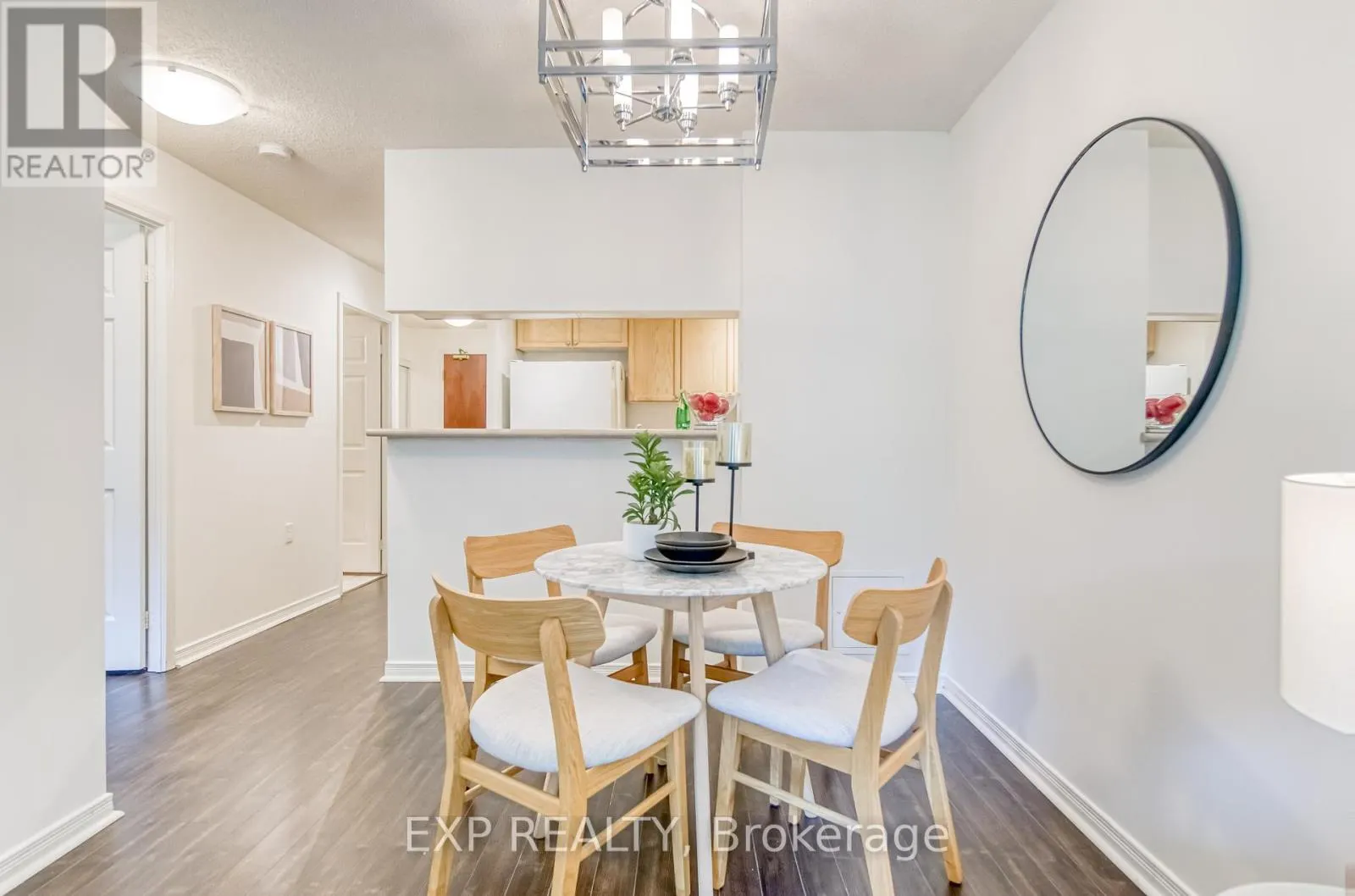 205 - 28 OLIVE AVENUE