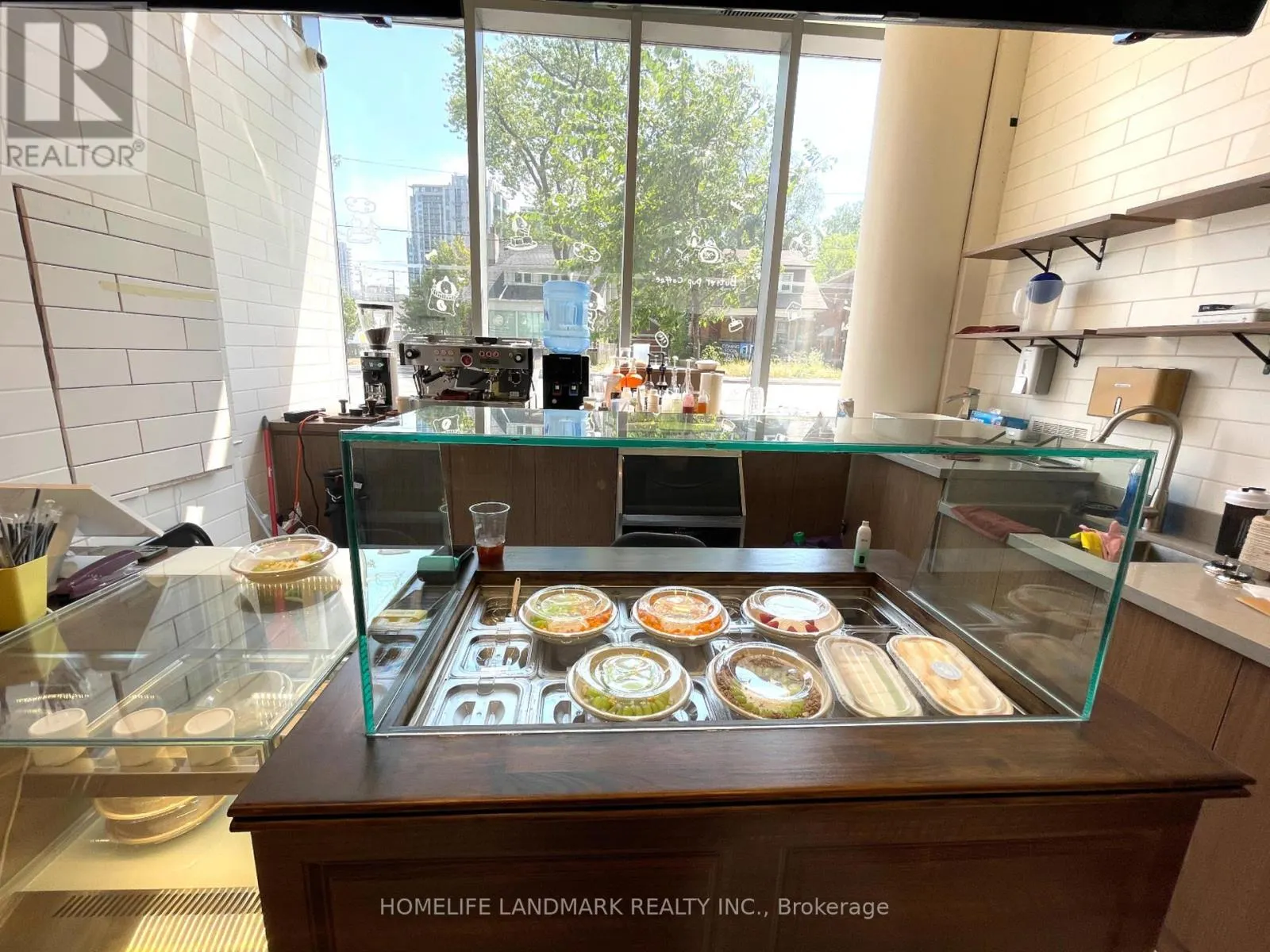 122 - 4750 YONGE STREET