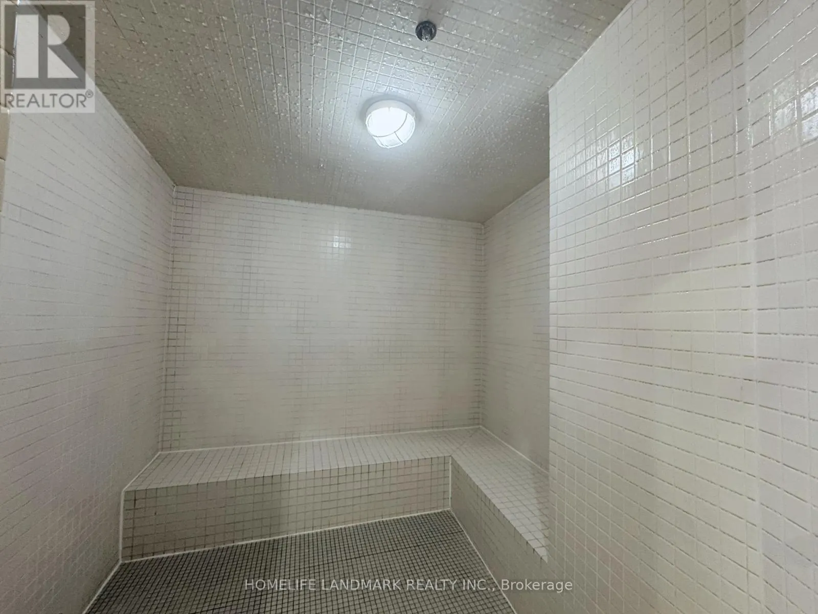 1912 - 18 HOLMES AVENUE