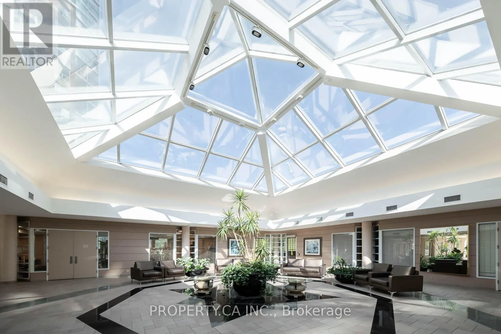 708 - 7 CONCORDE PLACE