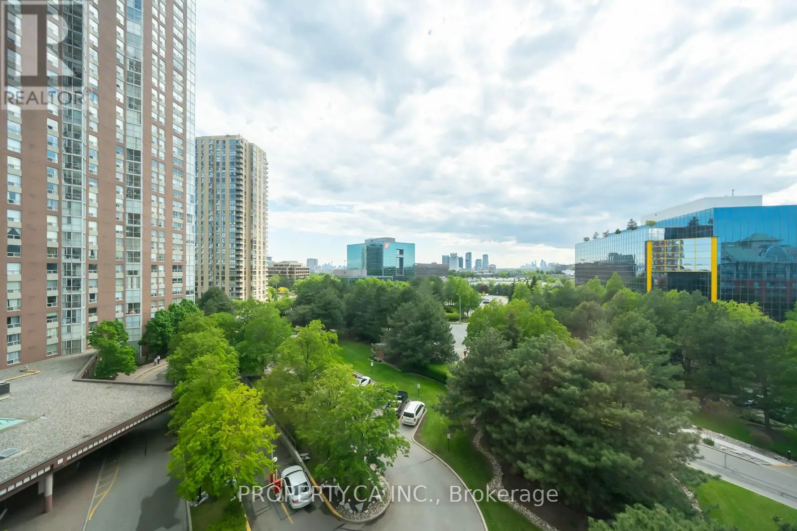 708 - 7 CONCORDE PLACE