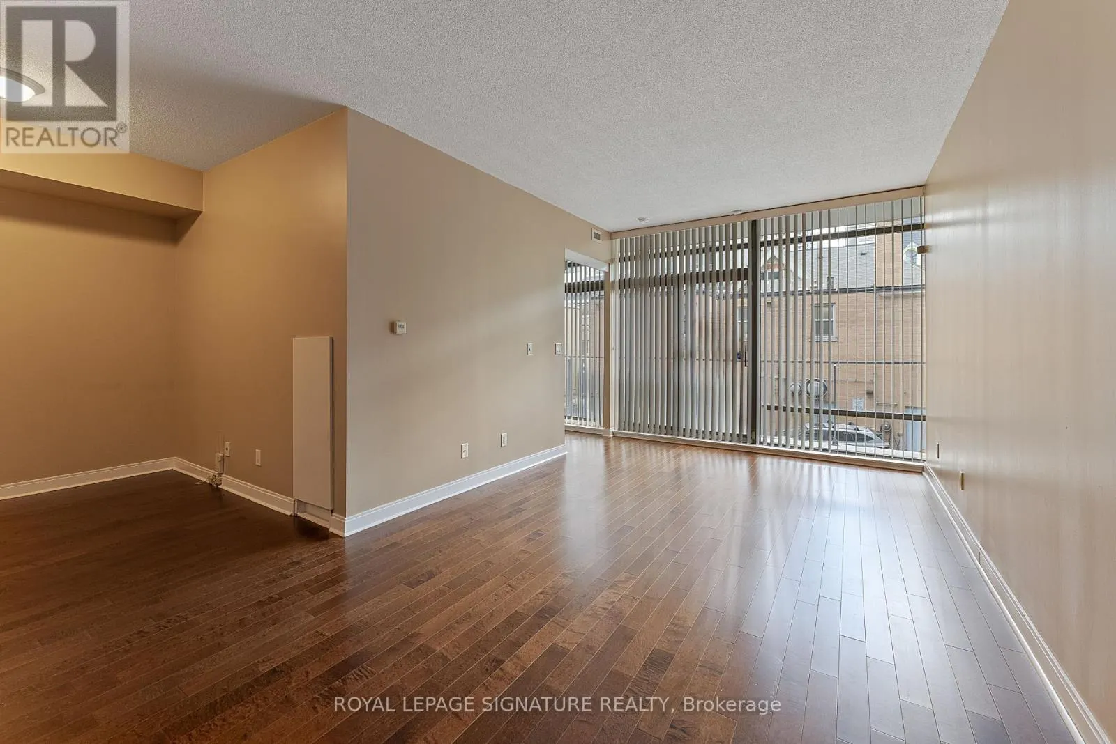 209 - 21 SCOLLARD STREET