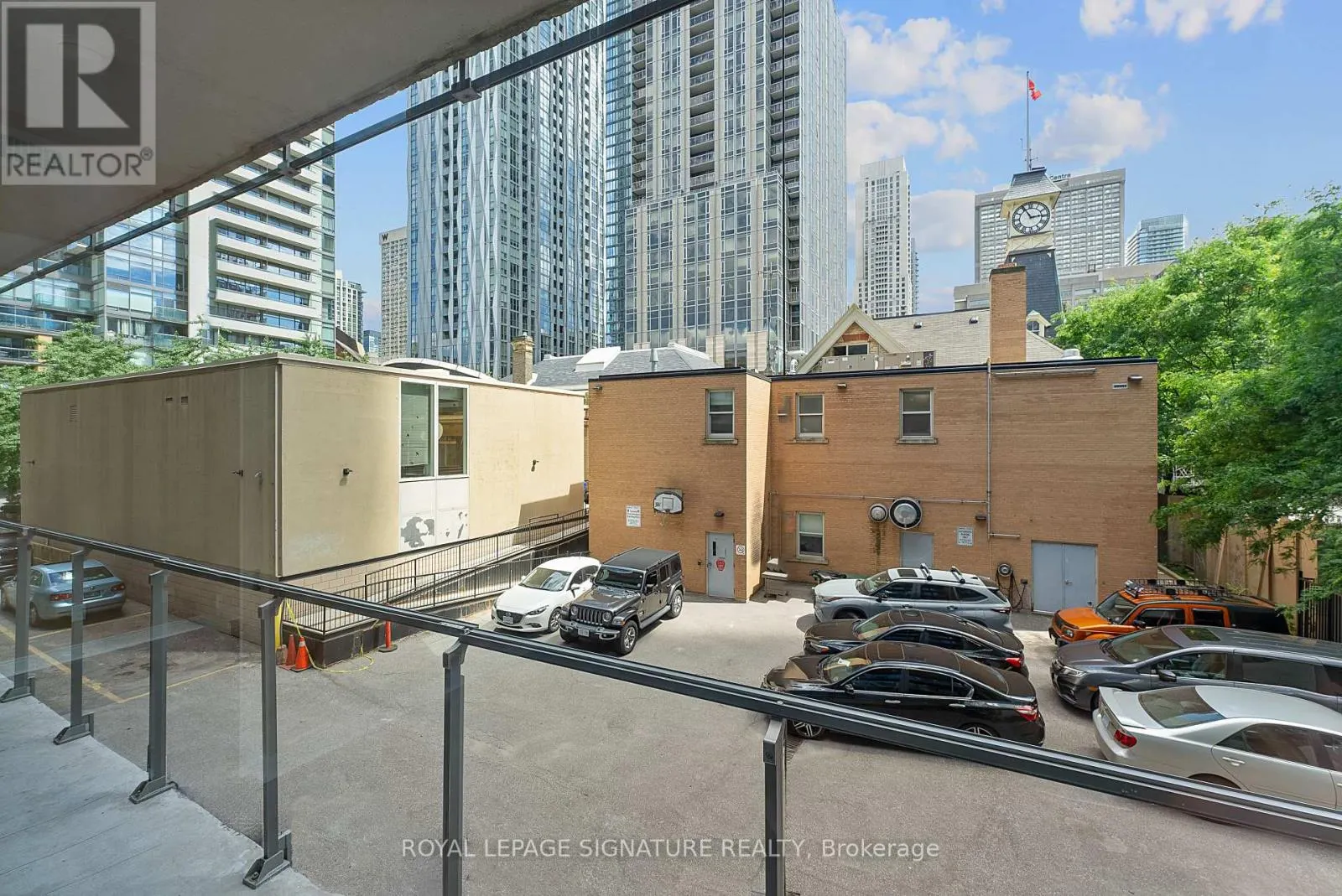 209 - 21 SCOLLARD STREET