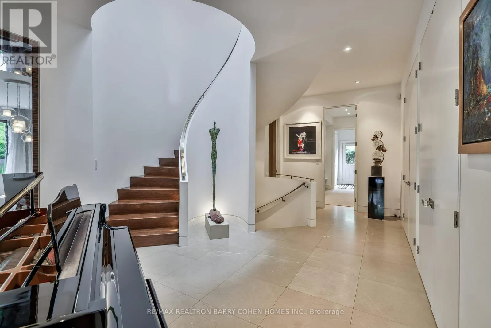 148 HIGHLAND CRESCENT