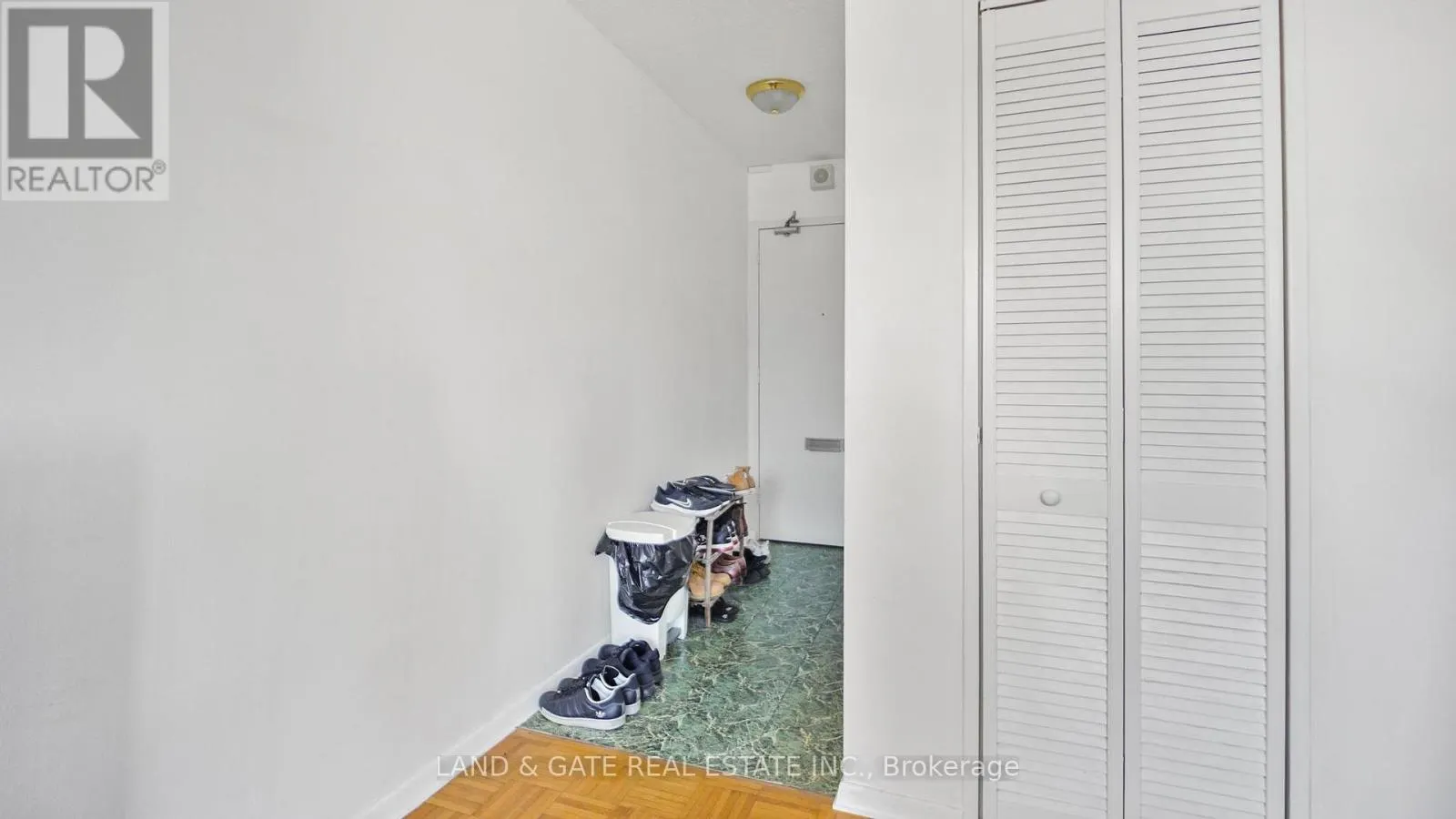 1607 - 30 GLOUCESTER STREET, #1607