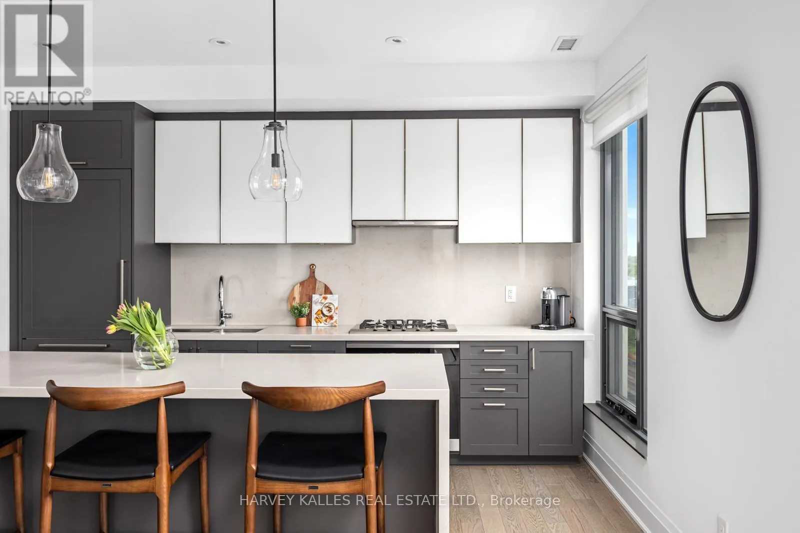 GPH20 - 280 HOWLAND AVENUE