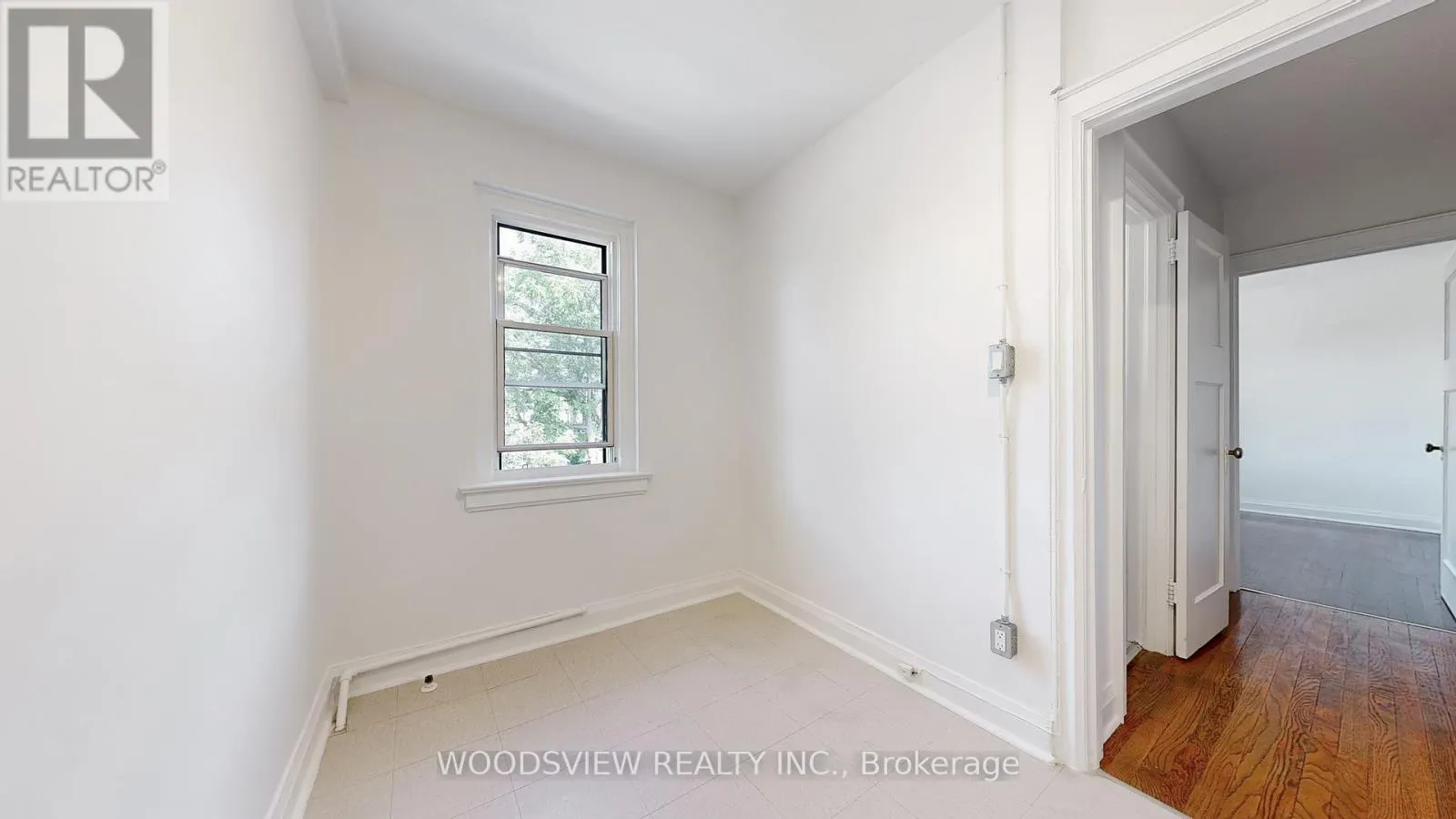 19 - 42 BARTON AVENUE