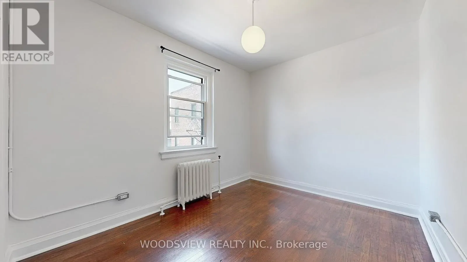 19 - 42 BARTON AVENUE