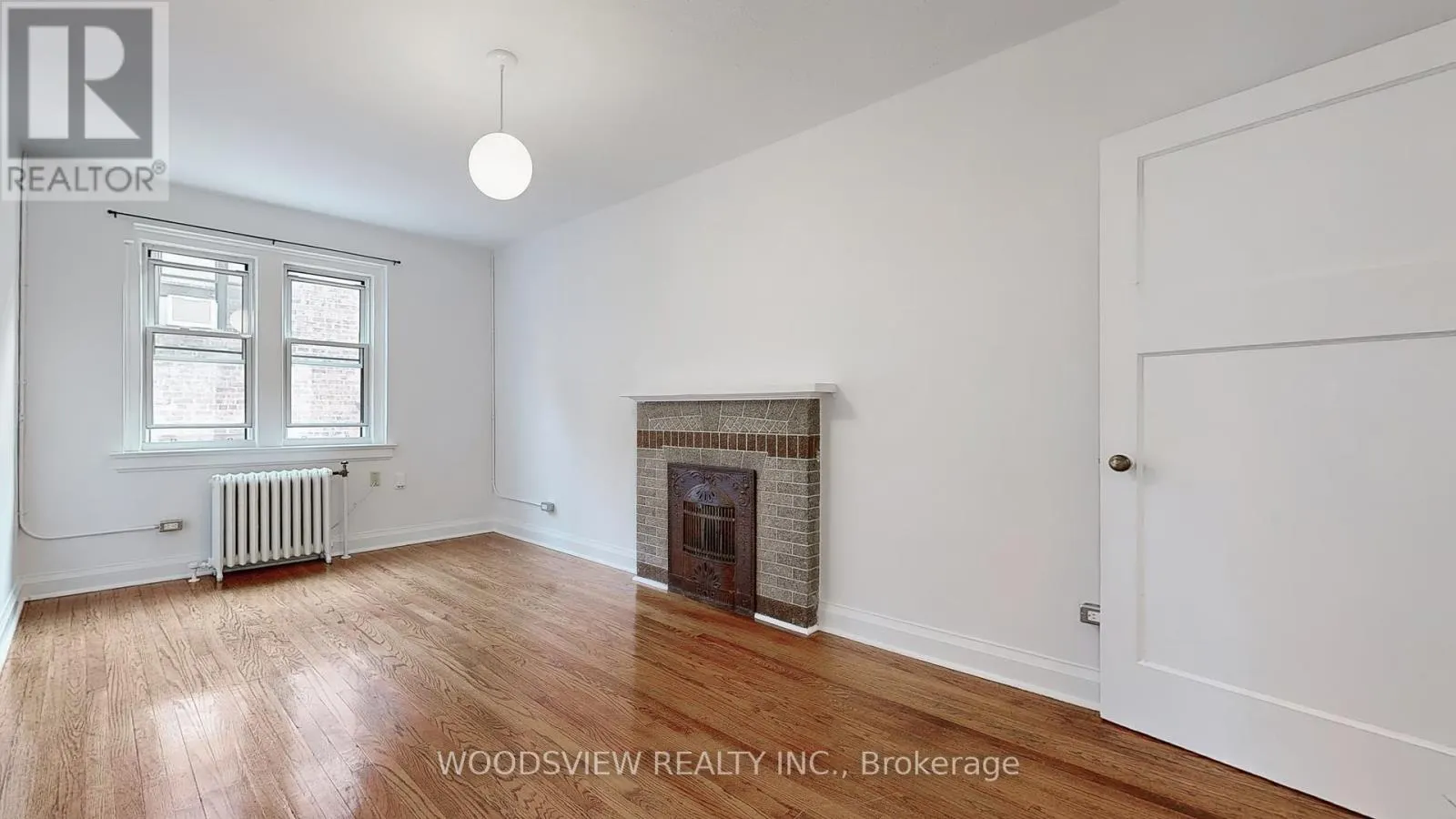 19 - 42 BARTON AVENUE