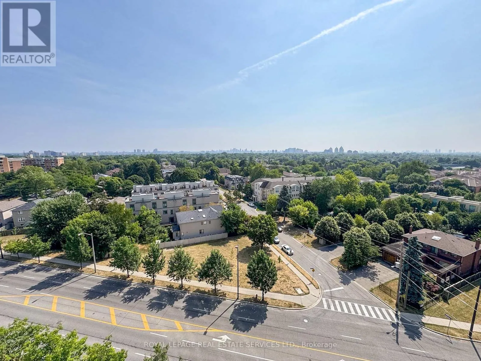 1002 - 18 HOLMES AVENUE