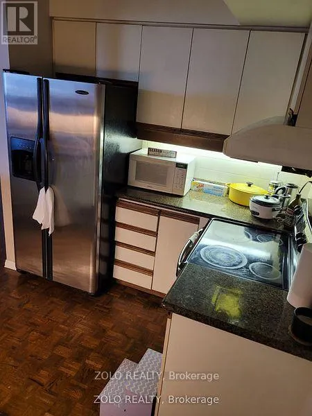 1402-ROOM - ROOM-15 MCMURRICH STREET