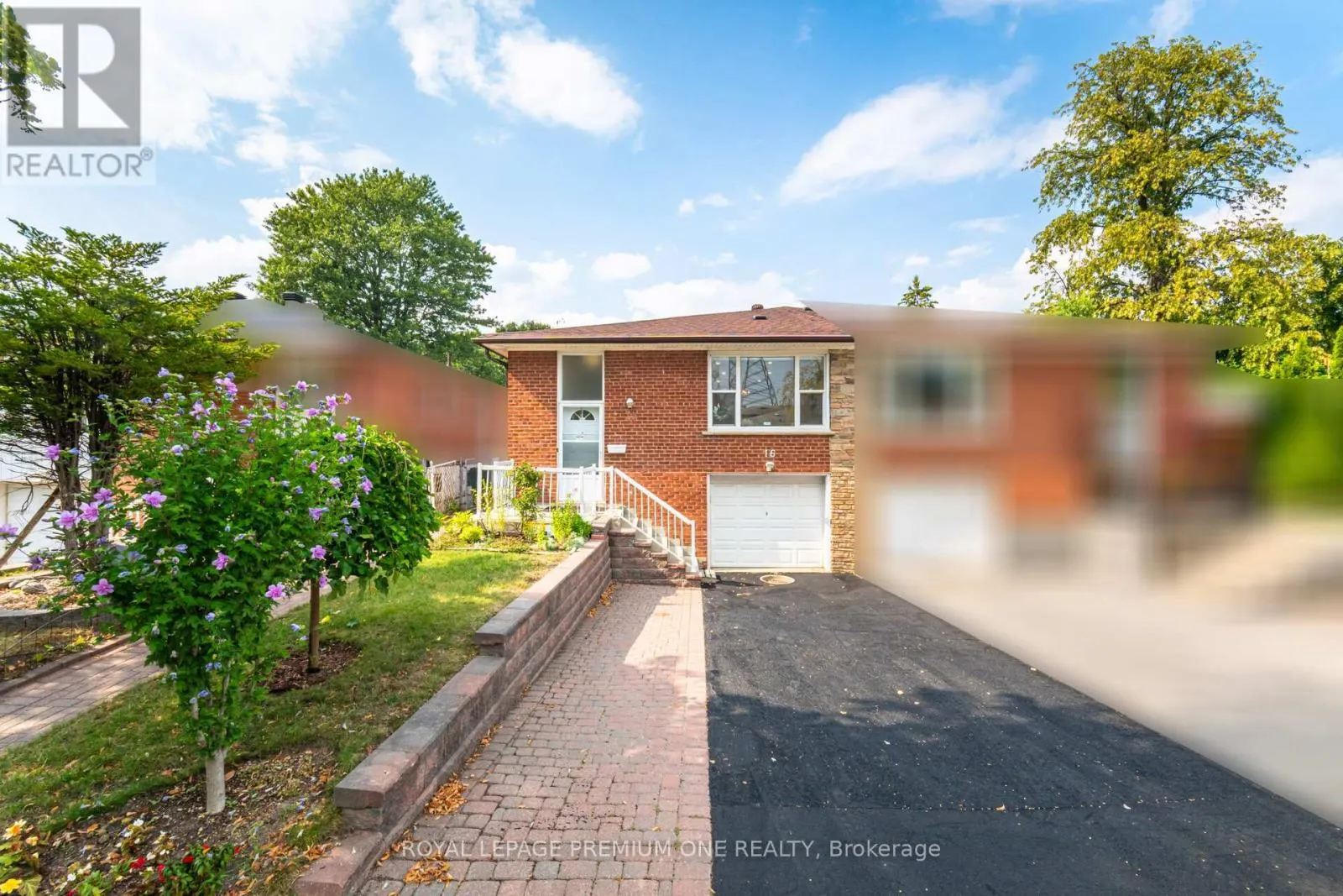 16 REIBER CRESCENT S