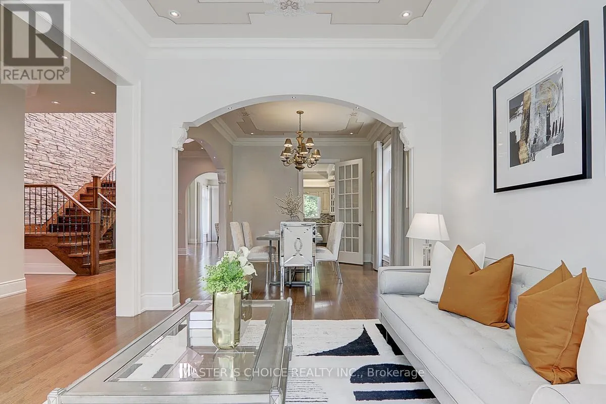 6 TERRACE AVENUE