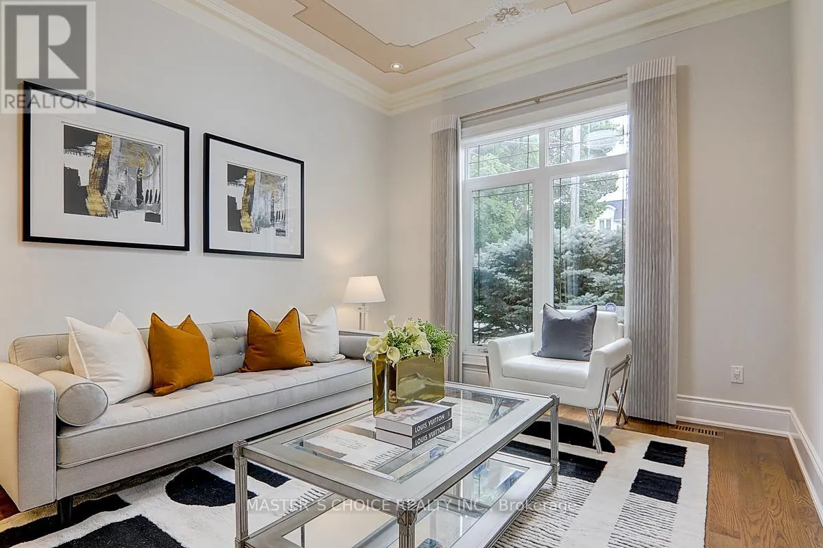 6 TERRACE AVENUE