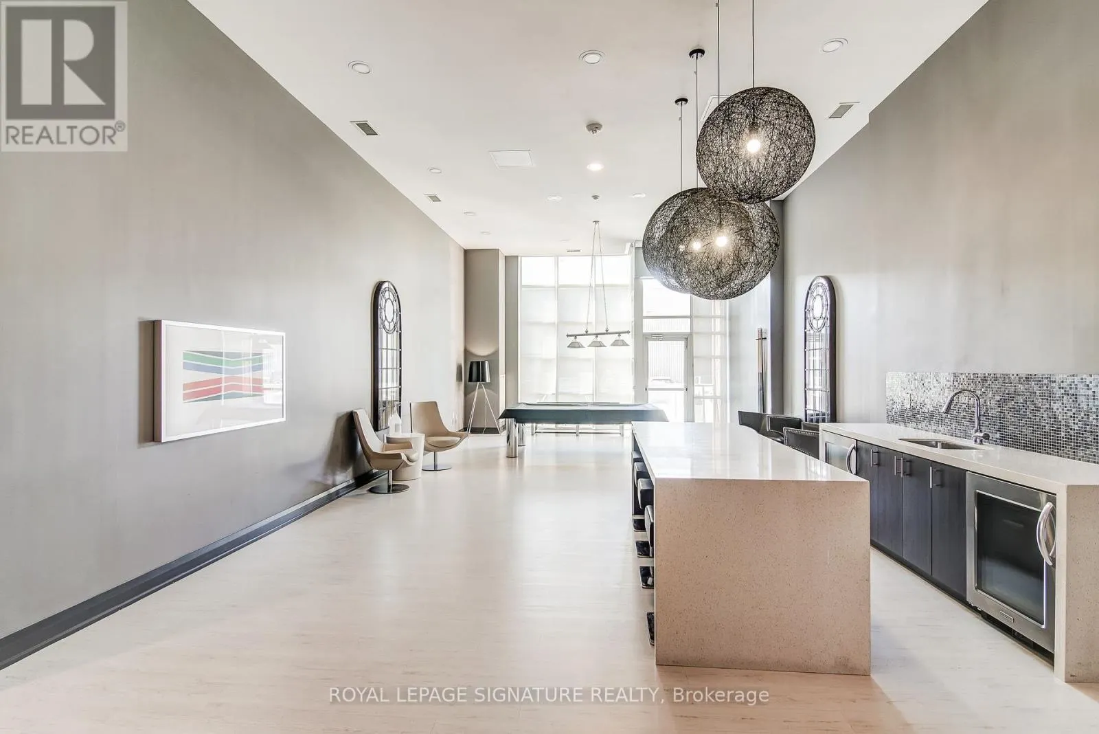210 - 125 WESTERN BATTERY ROAD