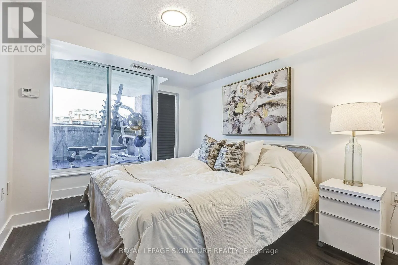 210 - 125 WESTERN BATTERY ROAD