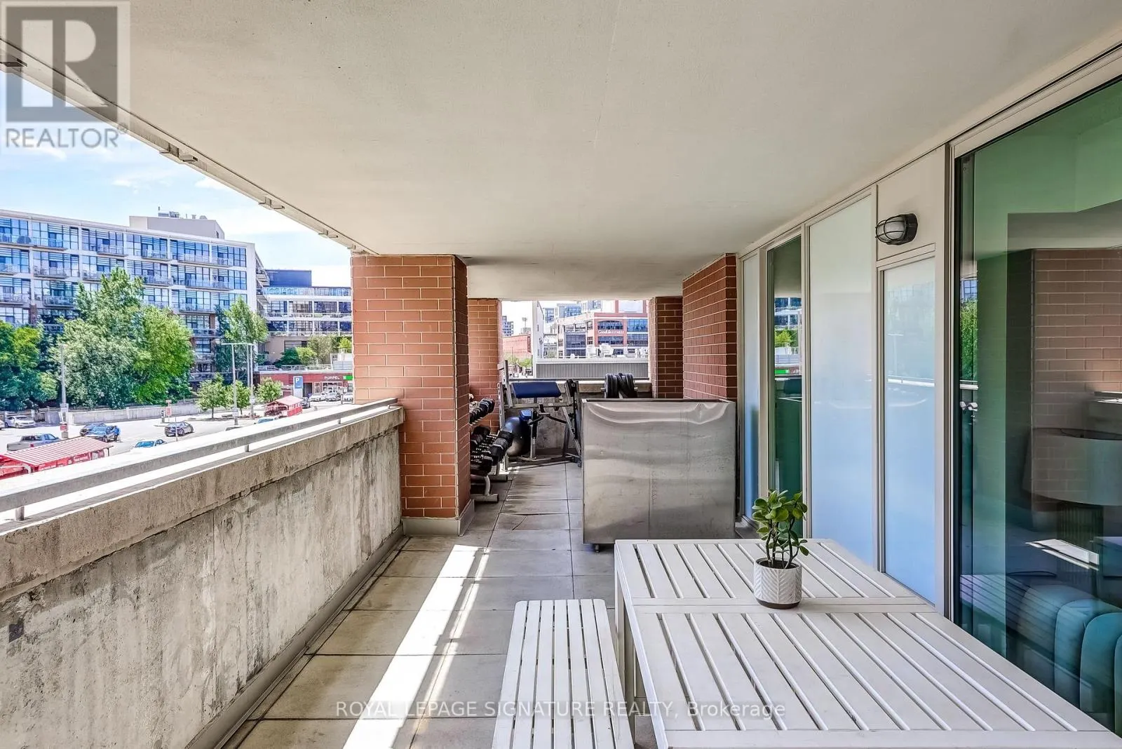 210 - 125 WESTERN BATTERY ROAD