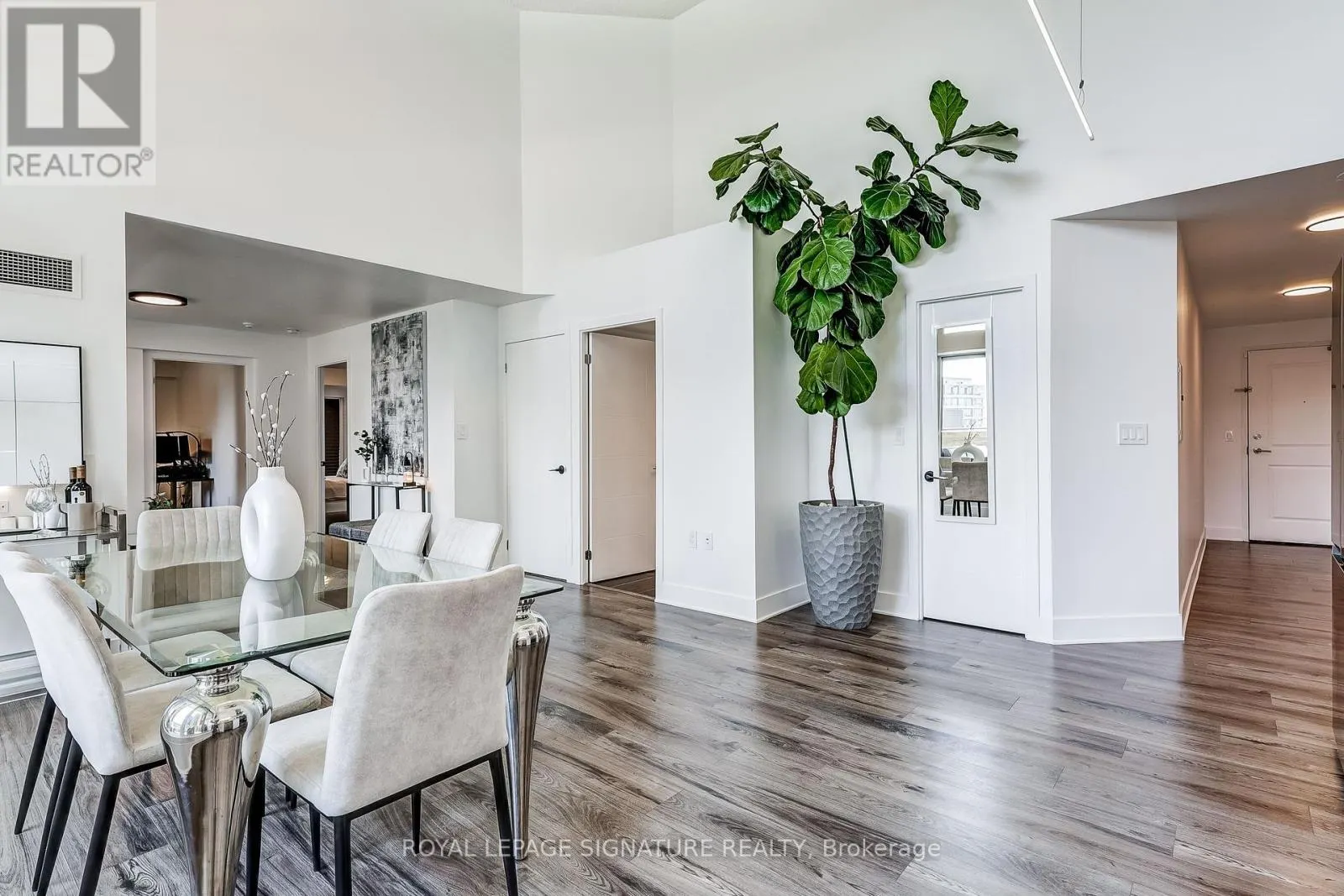 210 - 125 WESTERN BATTERY ROAD