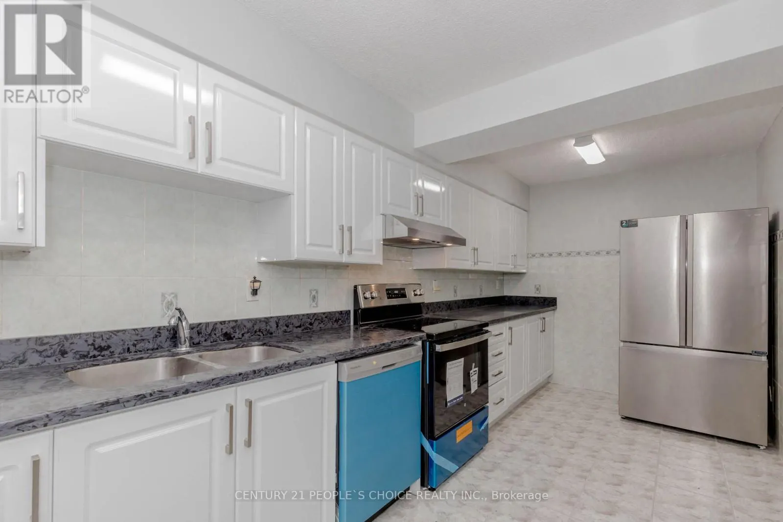 1105 - 45 SUNRISE AVENUE