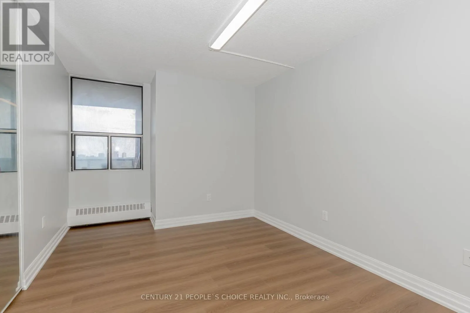 1105 - 45 SUNRISE AVENUE