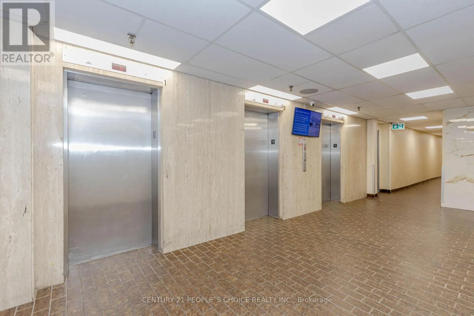 1105 - 45 SUNRISE AVENUE