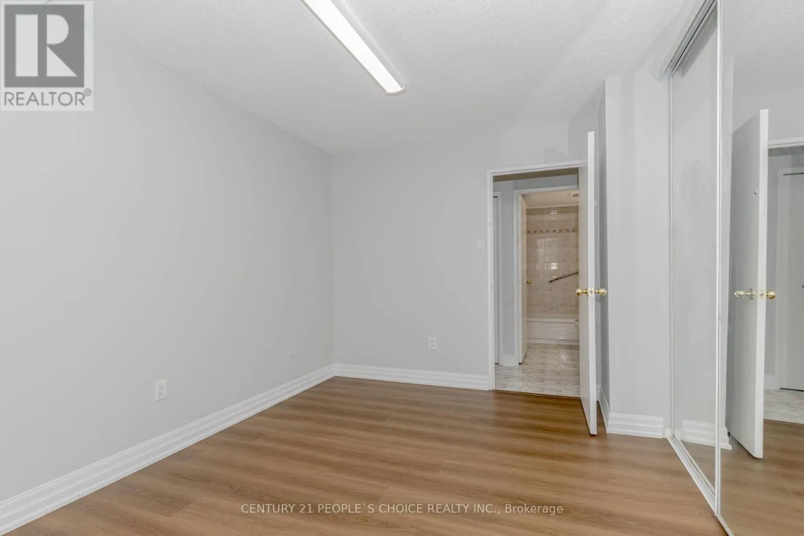 1105 - 45 SUNRISE AVENUE