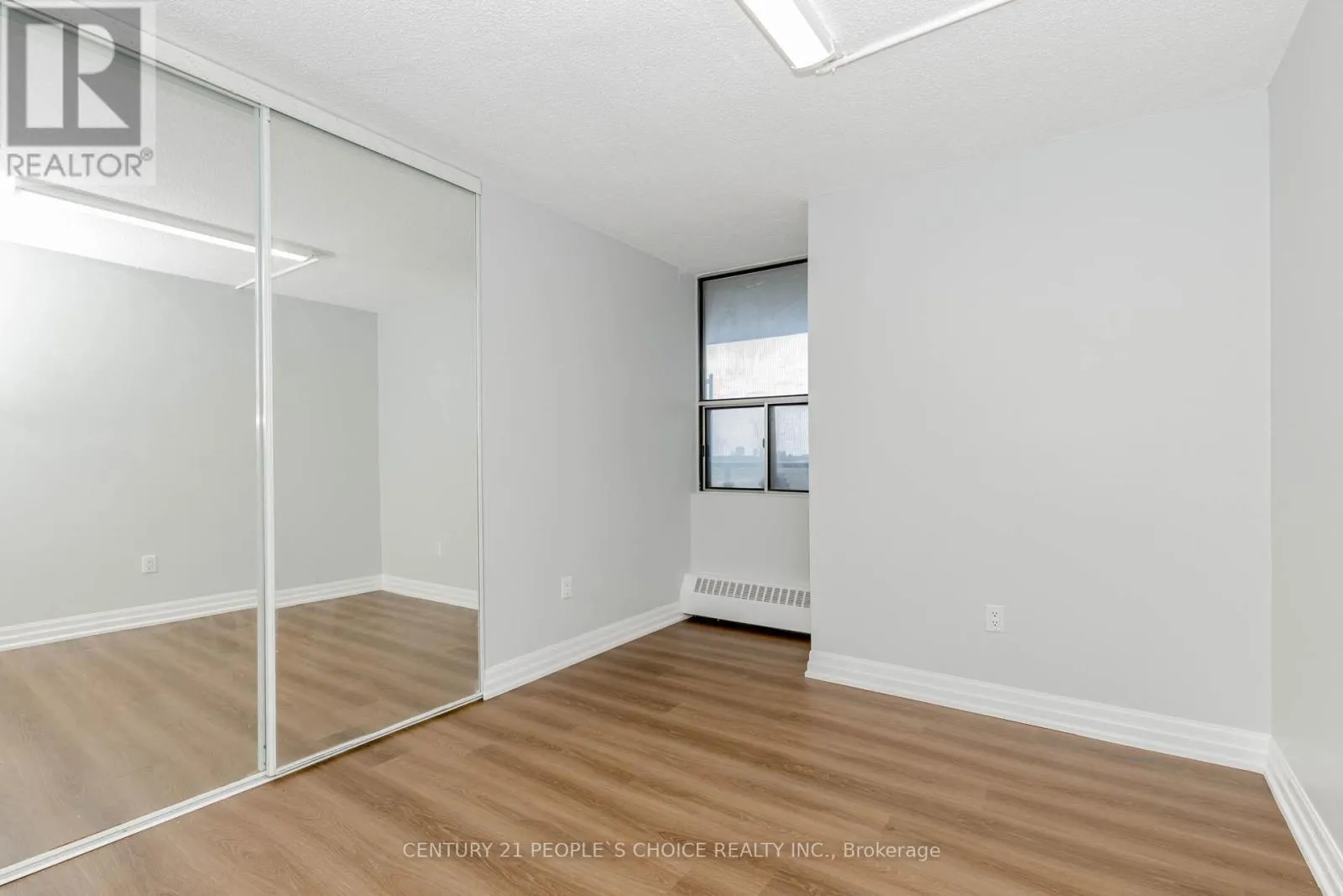 1105 - 45 SUNRISE AVENUE