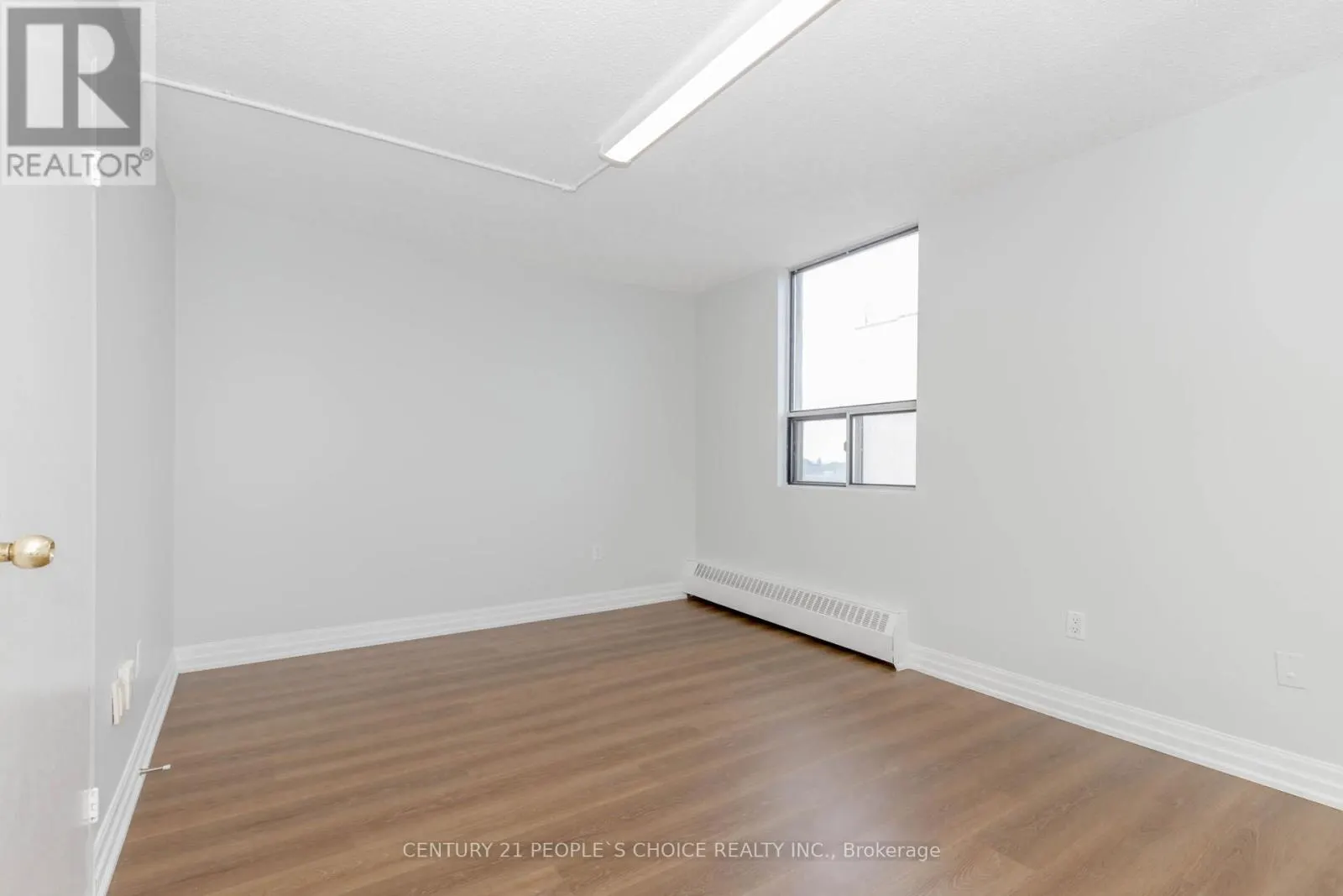1105 - 45 SUNRISE AVENUE