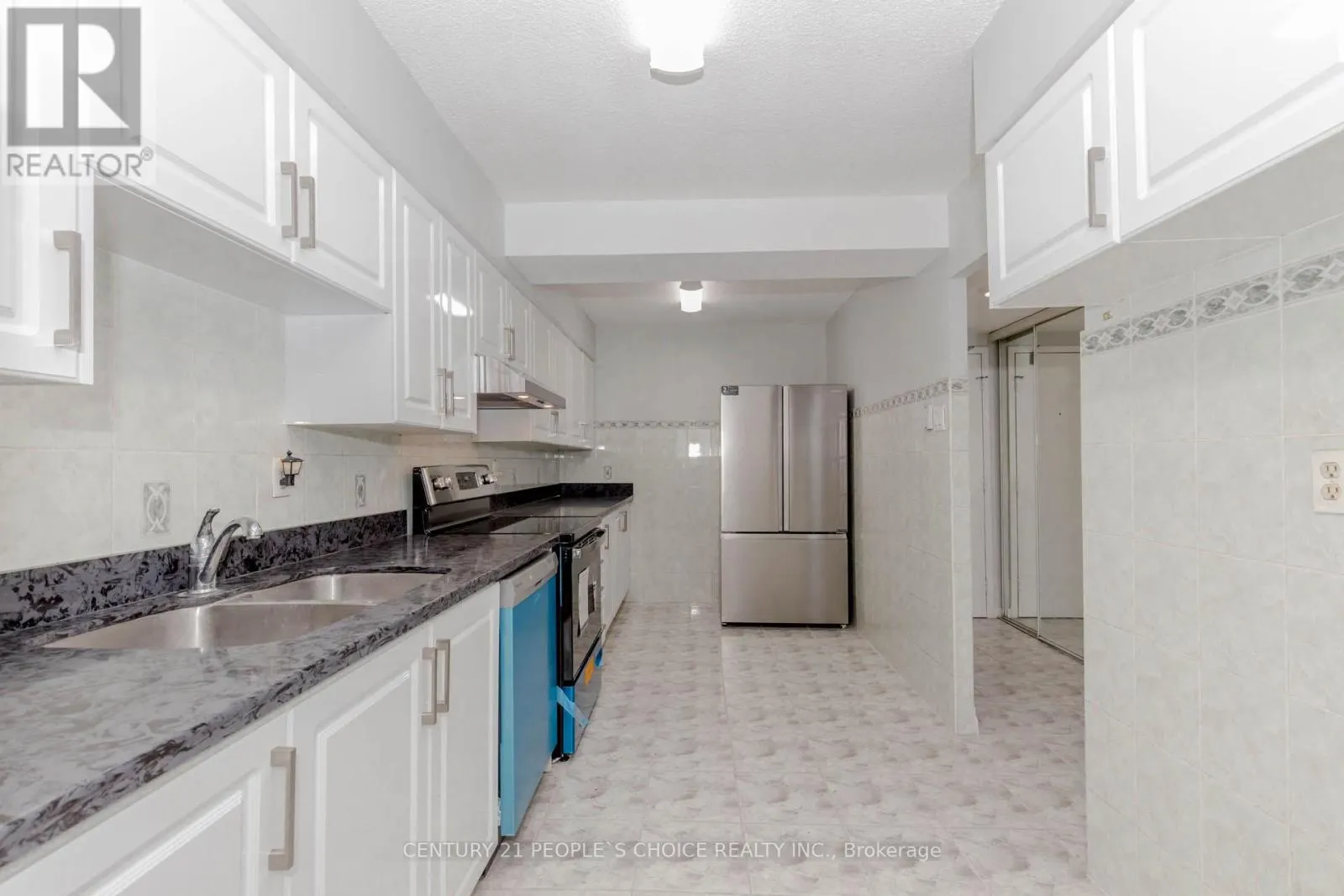 1105 - 45 SUNRISE AVENUE