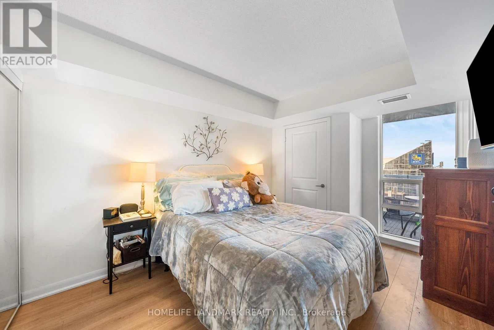 3202 - 4978 YONGE STREET