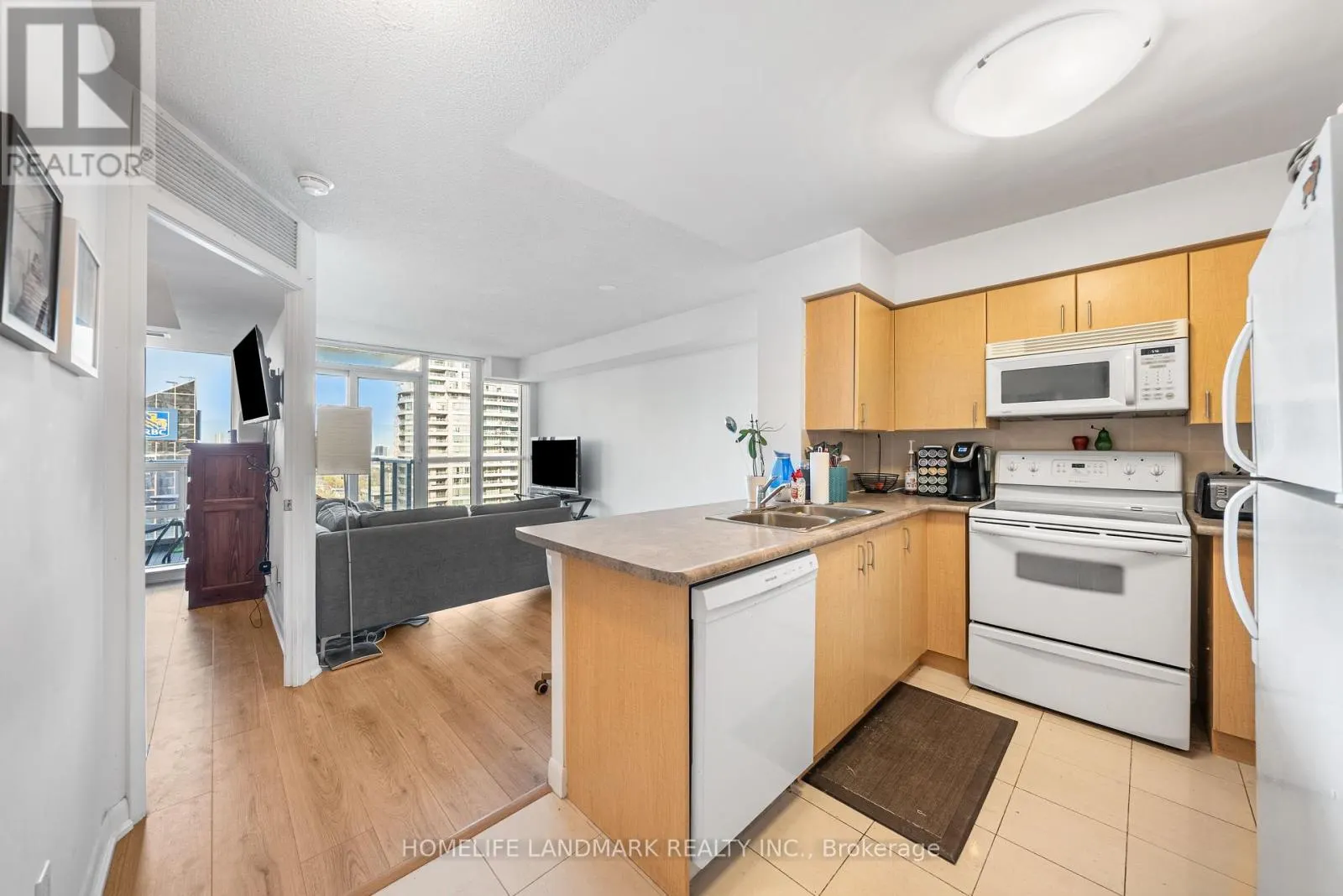 3202 - 4978 YONGE STREET