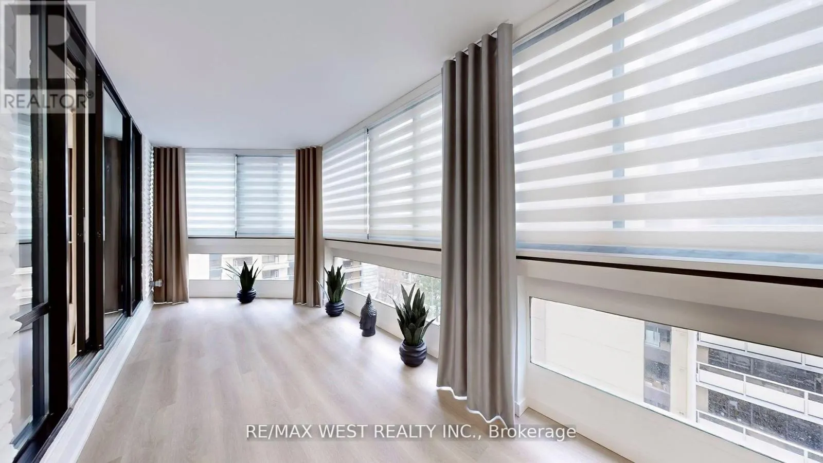 801 - 240 HEATH STREET W